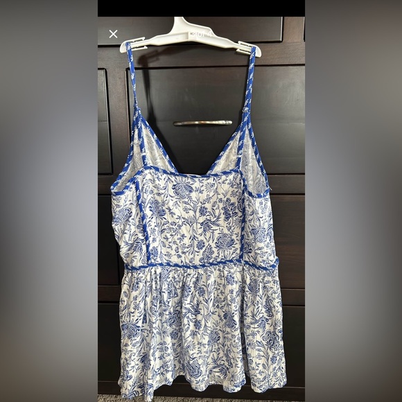 Knox Rose Floral Flowing Bohemian Sleeveless Top Blue & White Women’s SZ XS NWT - Picture 4 of 9